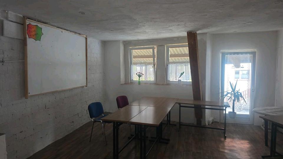 Einfamilienhaus Gudensberg - 7 Zimmer, 160 m&sup2;, 260.000&euro; | Angebot:26648990