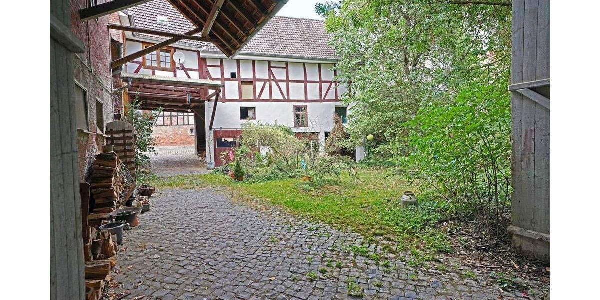 Mehrfamilienhaus, Wohnhaus Baunatal / Kirchbauna Kirchbauna - 7 Zimmer, 154 m&sup2;, 237.000&euro; | Angebot:25727962