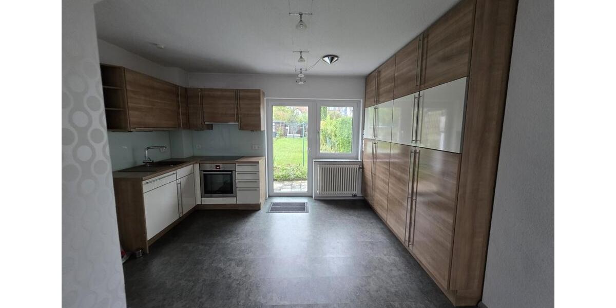 Reihenhaus Kassel Harleshausen - 3 Zimmer, 71 m&sup2;, 1.000&euro; | Angebot:24858274