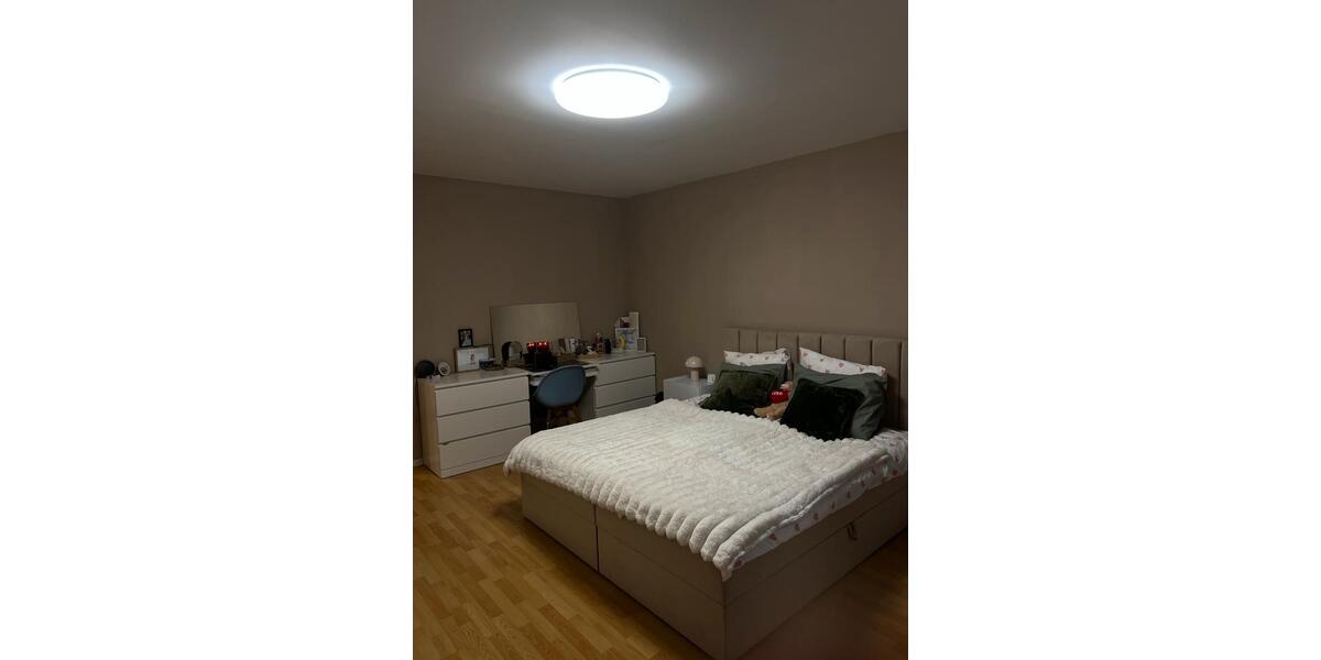 Einfamilienhaus Hofgeismar - 6 Zimmer, 301 m&sup2;, 310.000&euro; | Angebot:26957548