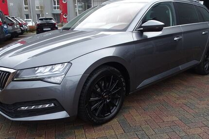 Skoda Superb 136.391 km 19.980 &euro; Hofgeismar 34369