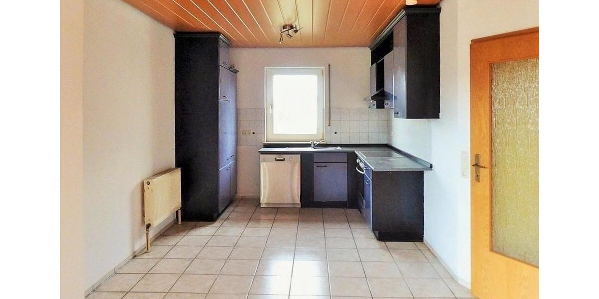 Etagenwohnung Kassel Bettenhausen - 3 Zimmer, 92 m&sup2;, 875&euro; | Angebot:26099753