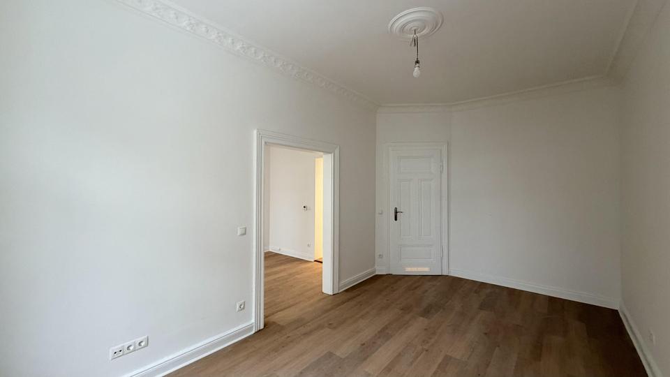 1A-Lage-Erstbezug Altbauwohnung 4-ZKB am Kirchweg 4 zimmer