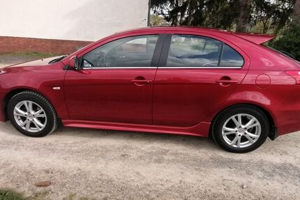 Mitsubishi Lancer 82.000 km 6.000 € Baunatal 34225