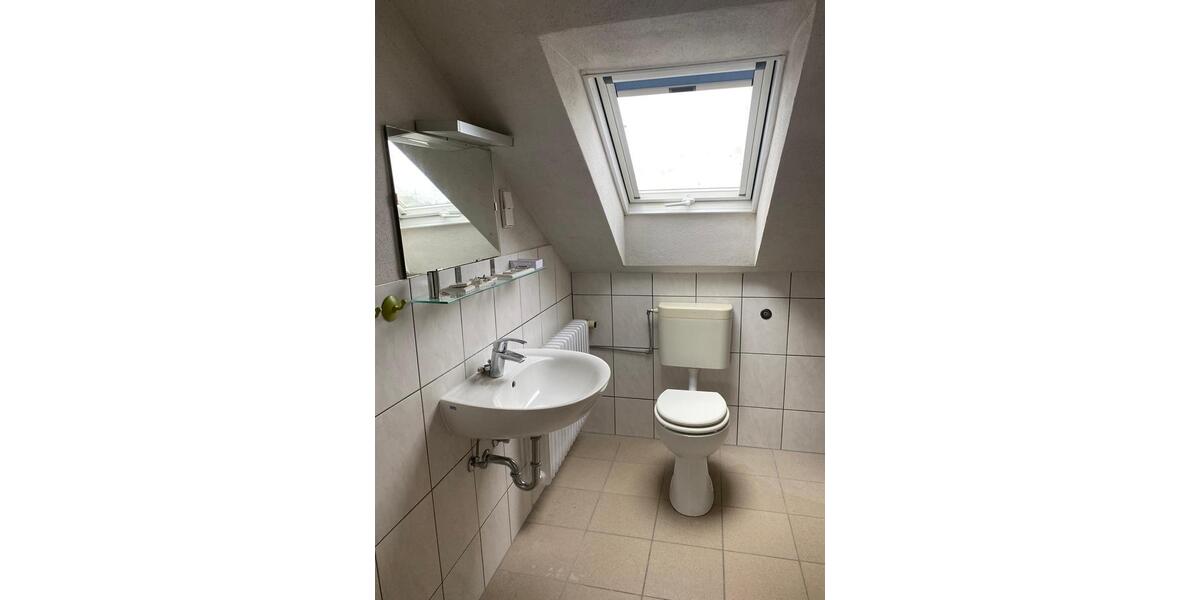 Dachgeschoßwohnung Niestetal - 2 Zimmer, 58 m&sup2;, 490&euro; | Angebot:25282070