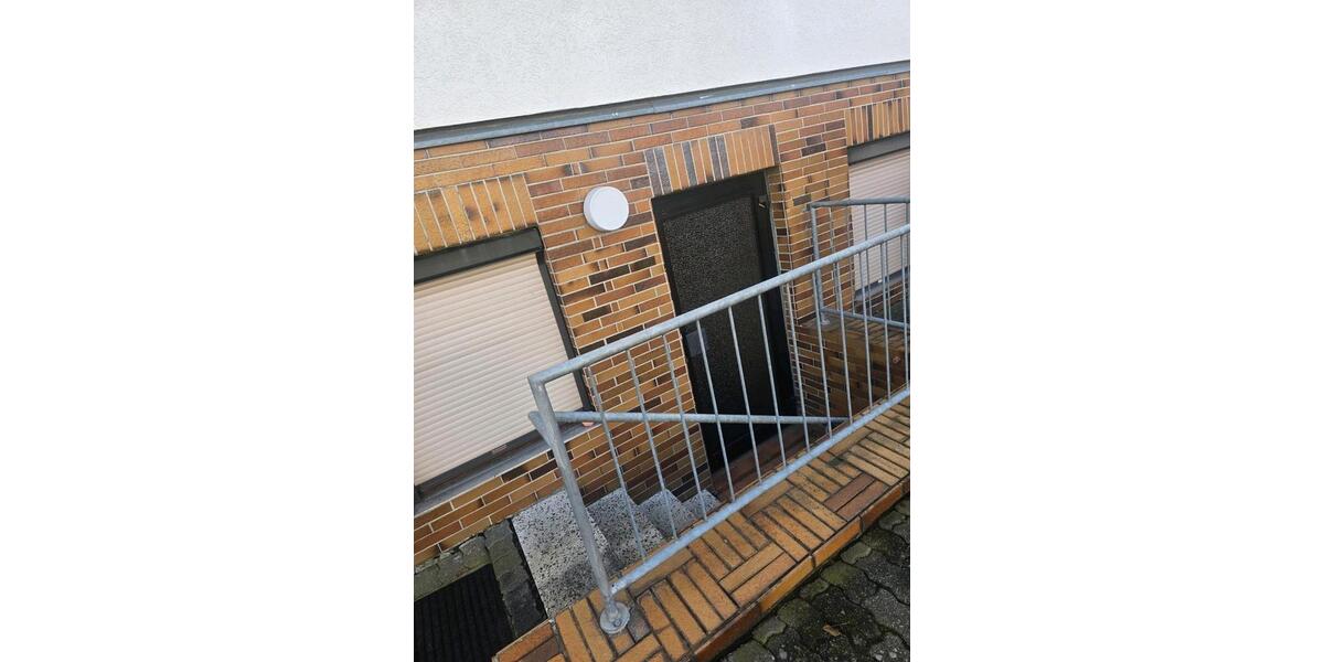 Einfamilienhaus Felsberg - 7 Zimmer, 123 m&sup2;, 250.000&euro; | Angebot:26698486
