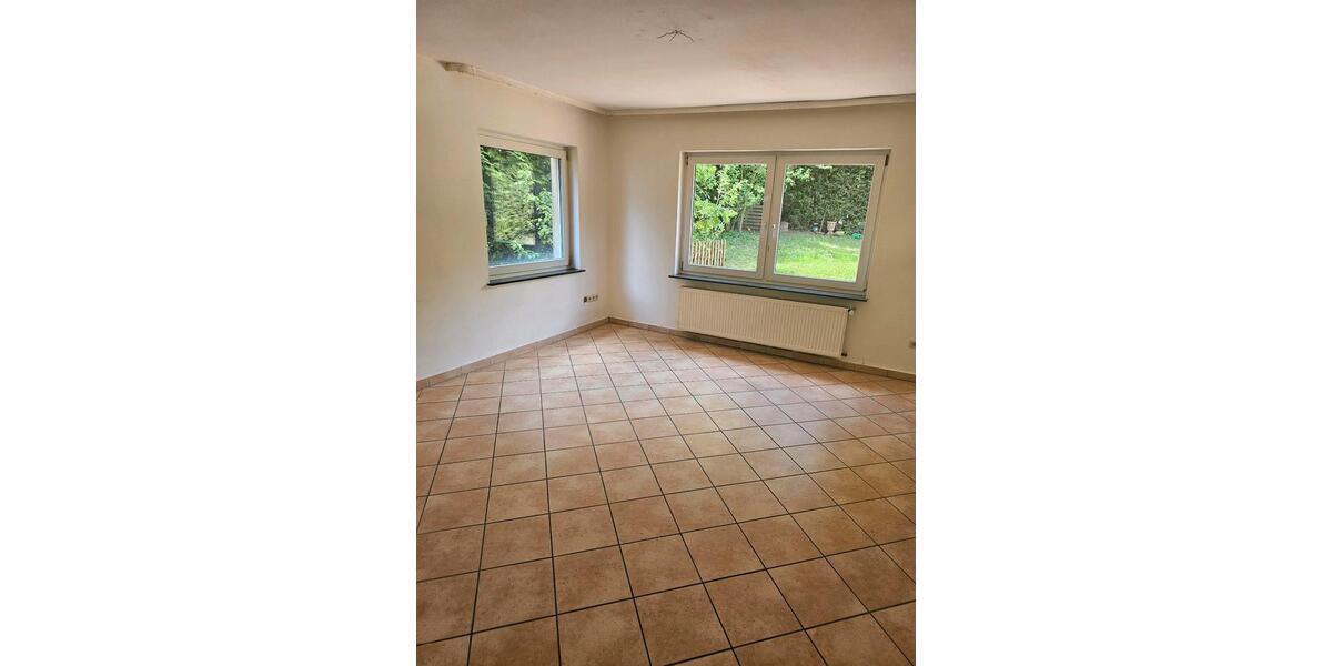 Erdgeschoßwohnung Kassel Niederzwehren - 3 Zimmer, 80 m&sup2;, 850&euro; | Angebot:26425347