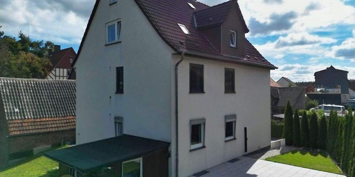 Mehrfamilienhaus, Wohnhaus Kassel Nordshausen - 9 Zimmer, 216 m&sup2;, 375.000&euro; | Angebot:25674219