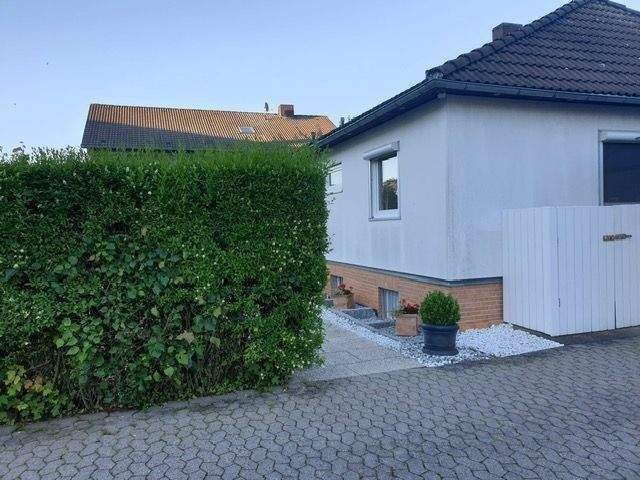 Einfamilienhaus Wolfhagen - 4 Zimmer, 120 m&sup2;, 350.000&euro; | Angebot:24967245