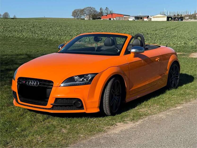 TT