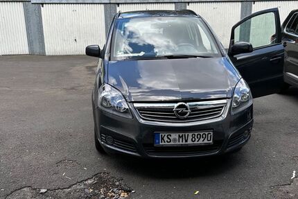 Opel Zafira 174.000 km 5.699 &euro; Kassel 34127