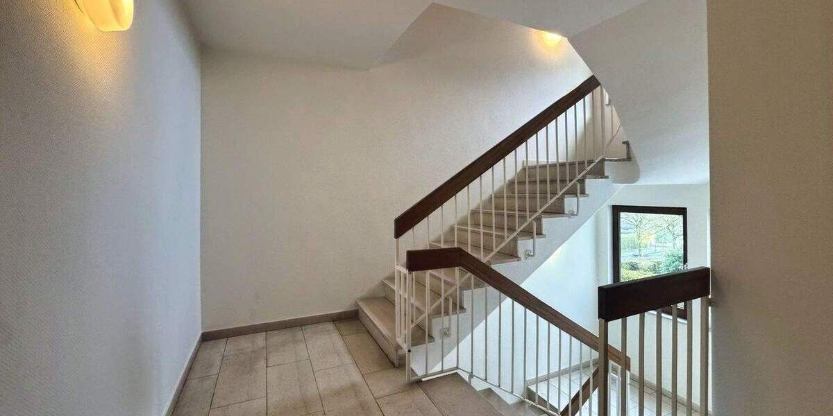 Lebensqualität pur: gepflegte 4-Zimmer-Wohnung mit Balkon in Bergparknähe 4 zimmer