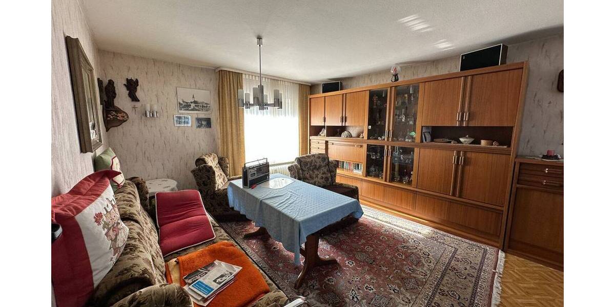 Mehrfamilienhaus, Wohnhaus Lohfelden Ochshausen - 6 Zimmer, 143 m&sup2;, 270.000&euro; | Angebot:26243276