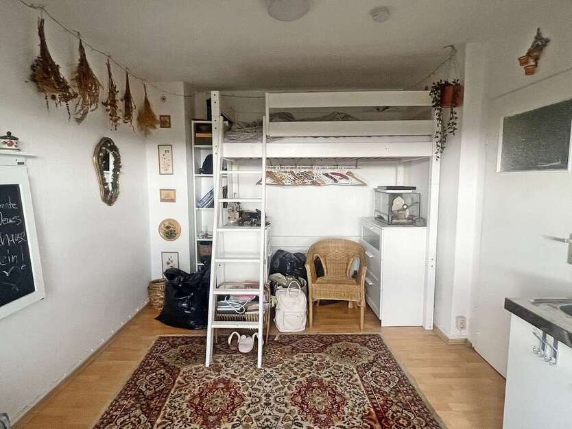 Wohnung zum Mieten in Kassel 230 € 20 m²