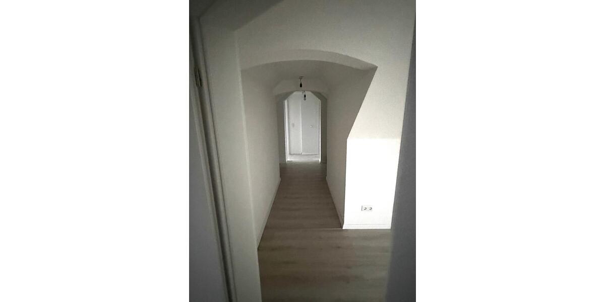 Vermiete Lohfelden - 3 Zimmer Wohnung DG Erstbezug 3 zimmer