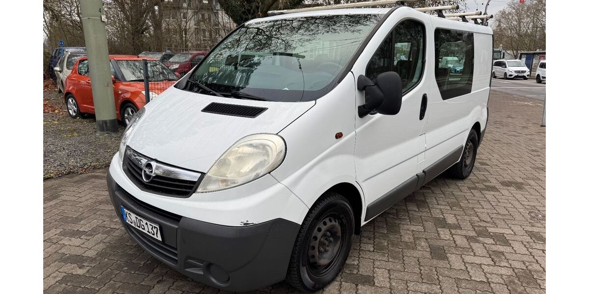 Opel Vivaro 270.000 km 5.400 &euro; Kassel 34123
