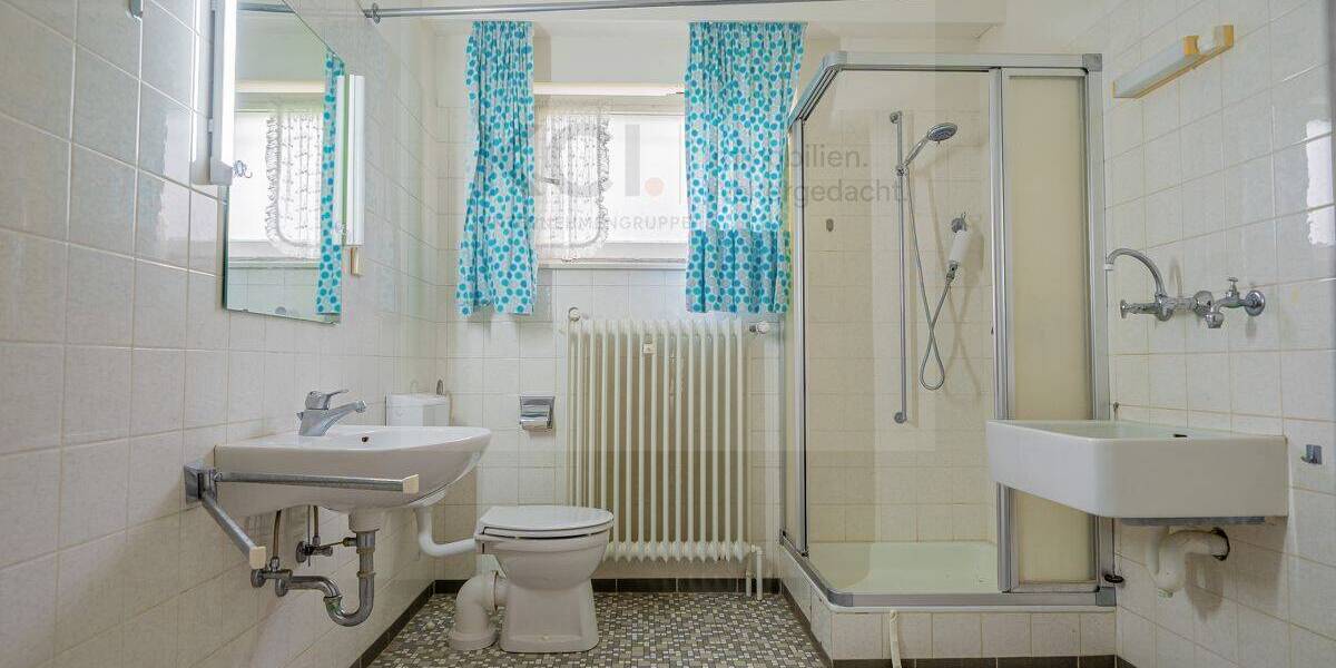 Mehrfamilienhaus, Wohnhaus Kassel / Harleshausen Harleshausen - 8 Zimmer, 205 m&sup2;, 694.500&euro; | Angebot:25669545
