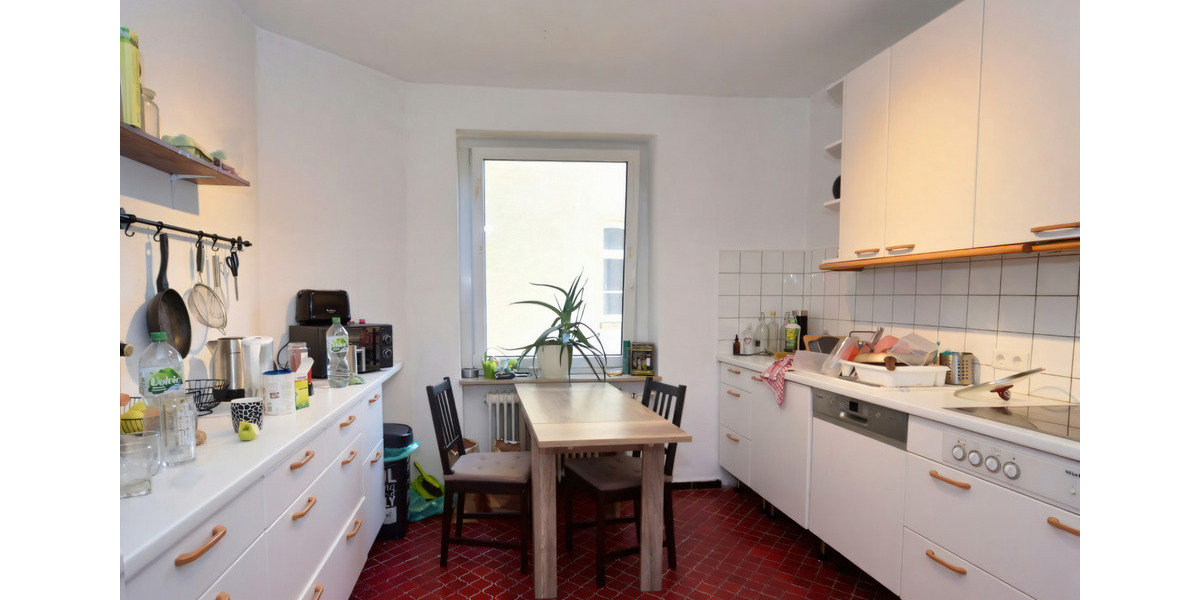 3 Zimmer Altbauwohnung – WG-geeignet in Toplage Vorderer Westen 3 zimmer