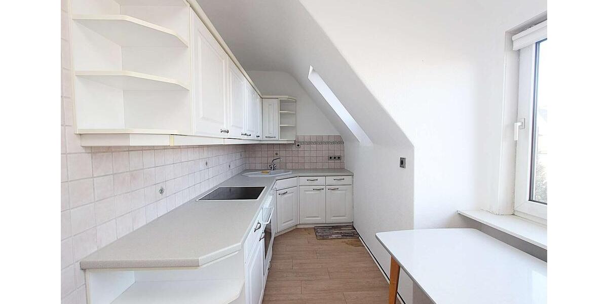 Etagenwohnung Kassel Bad Wilhelmshöhe - 3 Zimmer, 96 m&sup2;, 980&euro; | Angebot:25752444