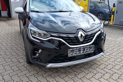 Renault Captur 82.600 km 14.799 &euro; Kassel 34125