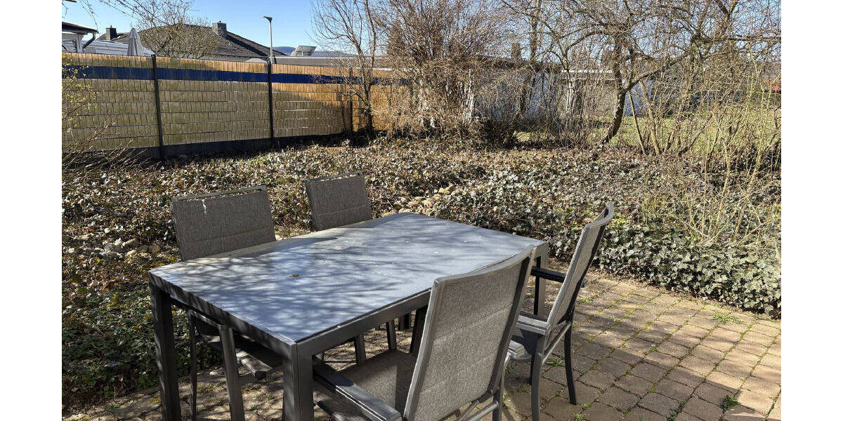 Charmante Doppelhaushälfte mit viel Potential in ruhiger Lage von Vellmar! 9 zimmer