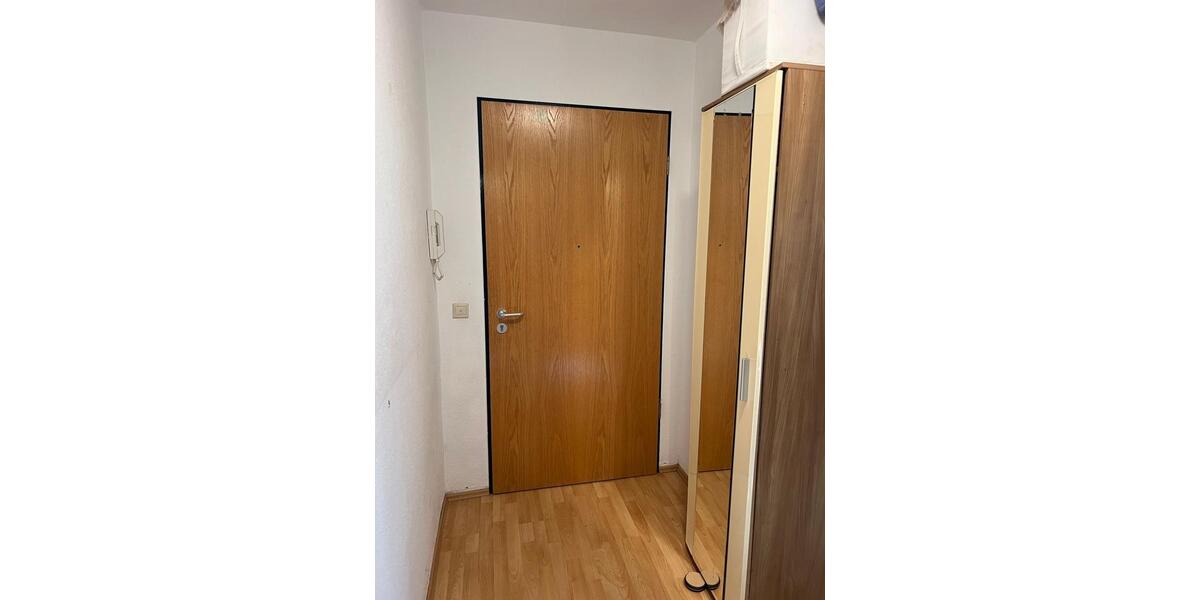 Etagenwohnung Lohfelden - 3 Zimmer, 71 m&sup2;, 590&euro; | Angebot:25303972