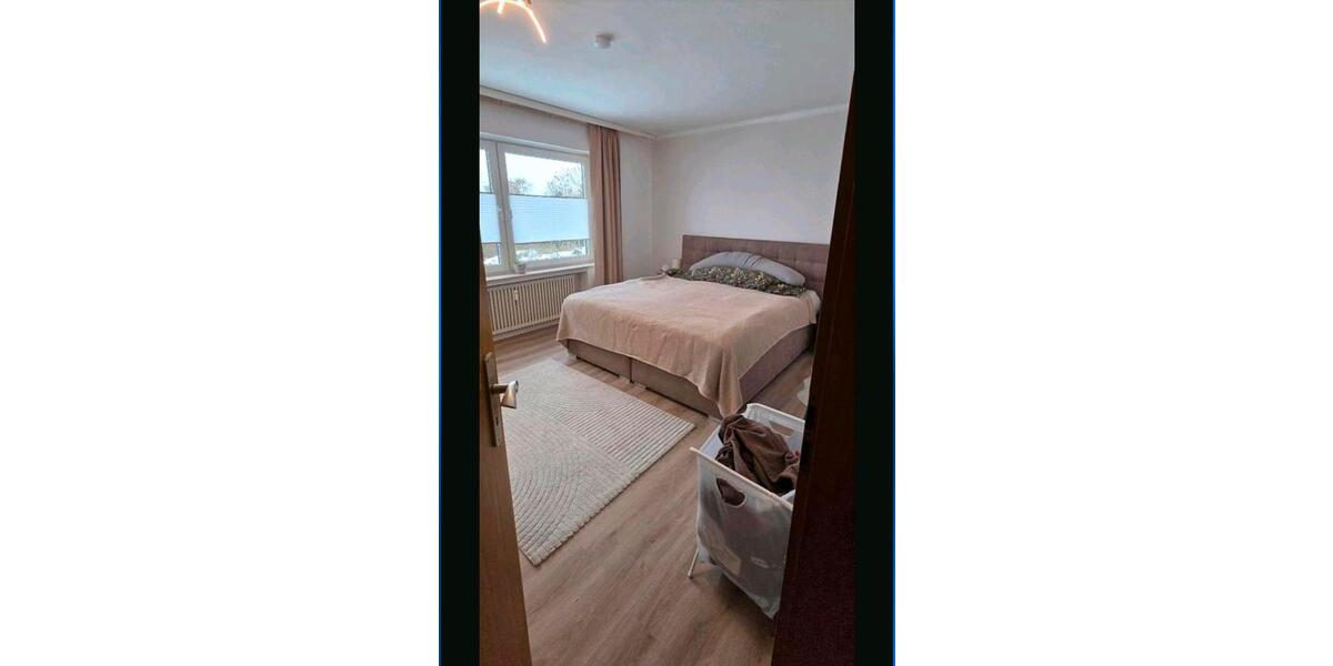 Etagenwohnung Baunatal - 3 Zimmer, 100 m&sup2;, 900&euro; | Angebot:25332146