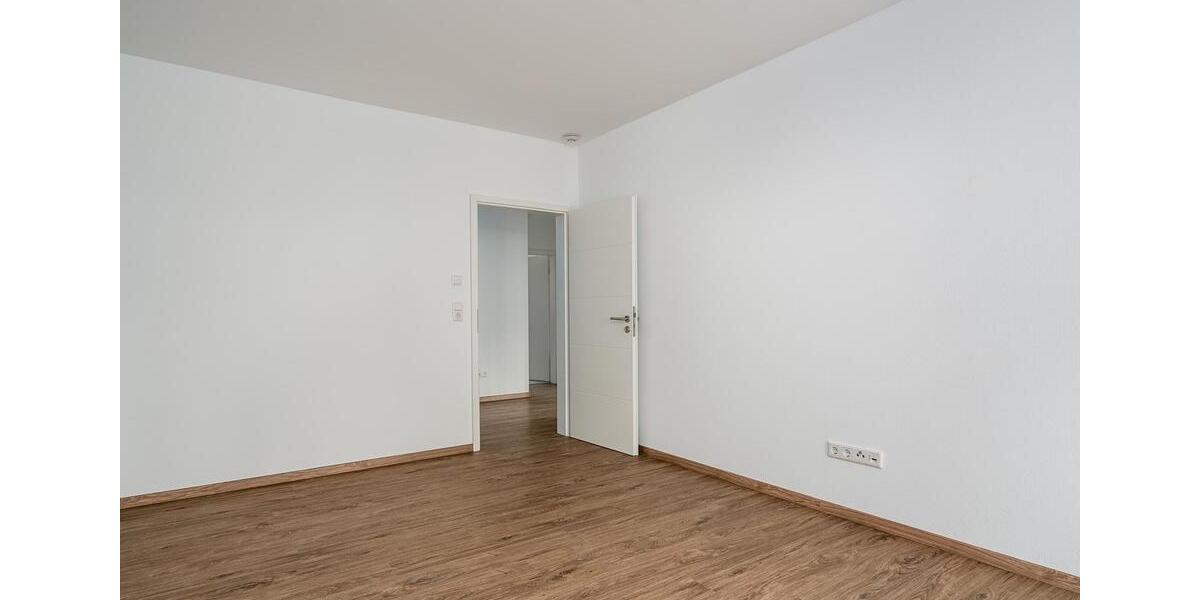Dachgeschoßwohnung Kassel Harleshausen - 3 Zimmer, 102 m&sup2;, 1.530&euro; | Angebot:26462635