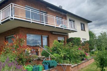 Haus Malsfeld - 8 Zimmer, 220 m&sup2;, 299.000&euro; | Angebot:24489186