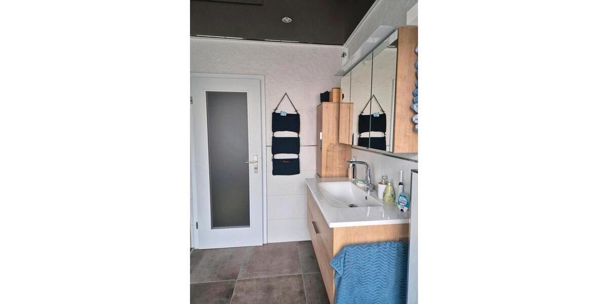 Etagenwohnung Hessisch Lichtenau - 2 Zimmer, 79 m&sup2;, 160.000&euro; | Angebot:26123985