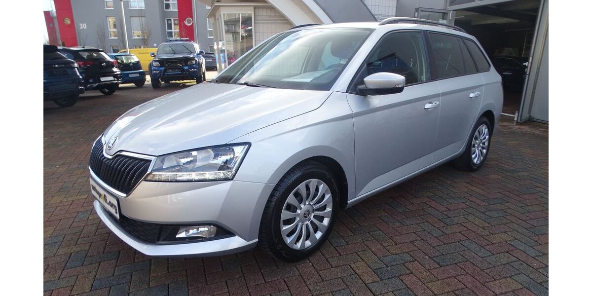 Skoda Fabia 23.837 km 15.750 &euro; Hofgeismar 34369