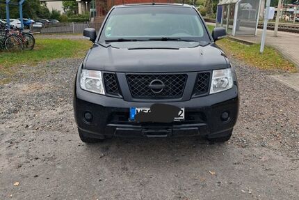 Nissan Navara 289.000 km 7.900 € Morschen 34326
