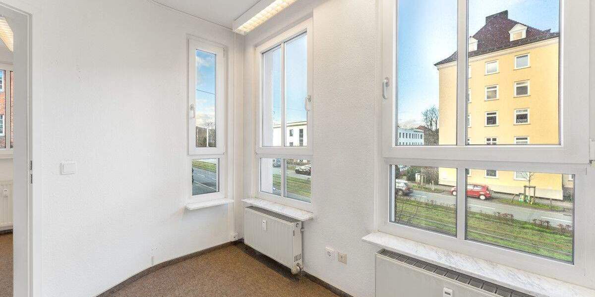 Helle Büroetage mit 8 Räumen an der Wilhelmshöher Allee in Wehlheiden 8 zimmer