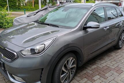 Kia Niro 53.000 km 16.000 &euro; Kassel 34132