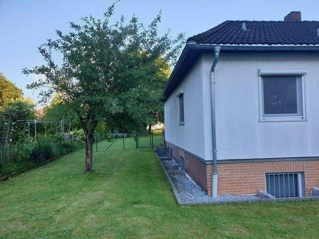Einfamilienhaus Wolfhagen - 4 Zimmer, 120 m&sup2;, 350.000&euro; | Angebot:26015343