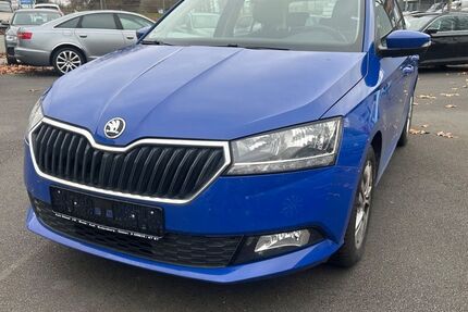 Skoda Fabia 129.000 km 7.999 &euro; Kassel 34123