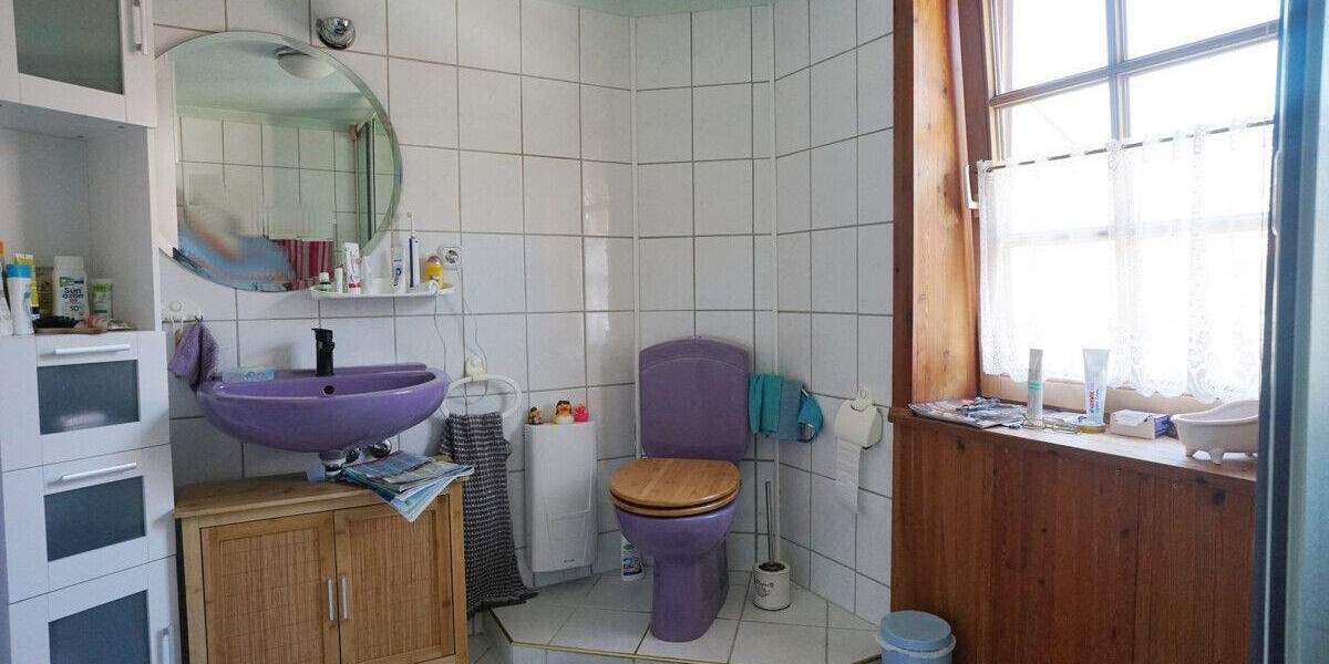 Mehrfamilienhaus, Wohnhaus Baunatal / Kirchbauna Kirchbauna - 7 Zimmer, 154 m&sup2;, 237.000&euro; | Angebot:25727962