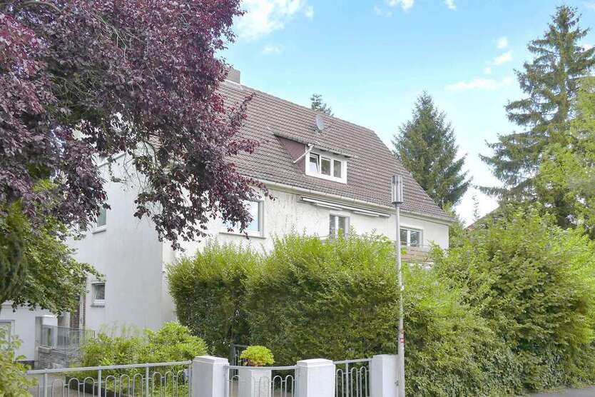 Haus zum Kaufen in Kassel 950.000 € 340 m²