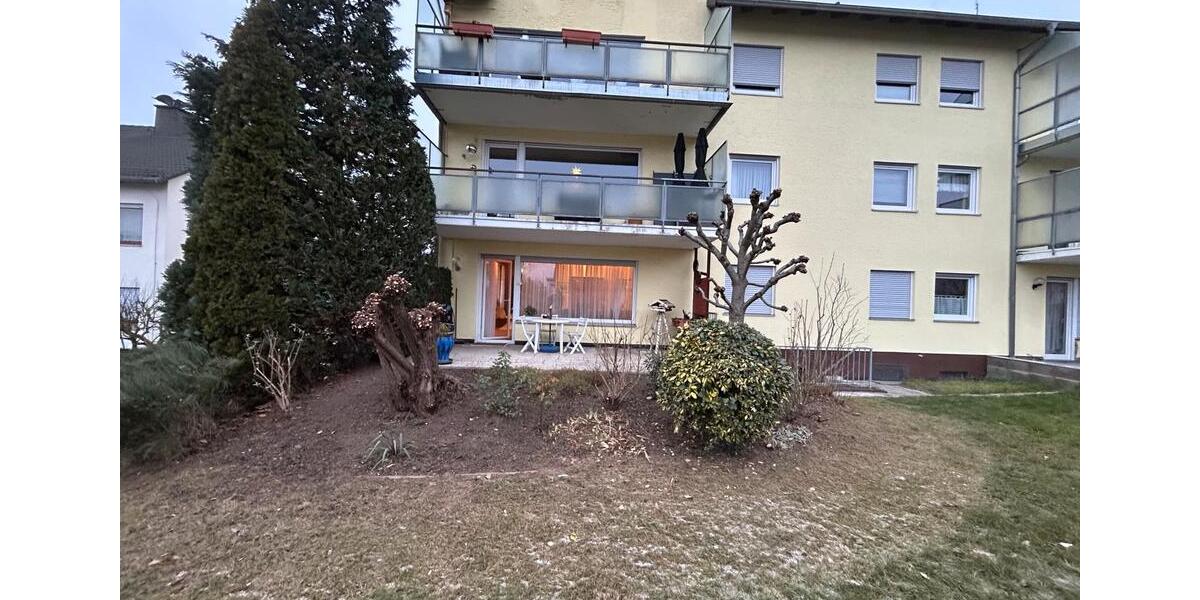 Erdgeschosswohnung mit Terrasse 3 zimmer