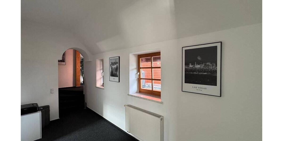 Gewerbeobjekt Fritzlar - 7 Zimmer, 150 m&sup2;, 1.400&euro; | Angebot:25678492