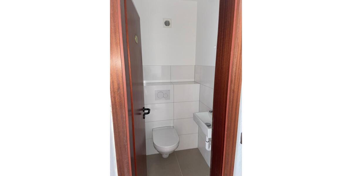 Etagenwohnung Kassel Bettenhausen - 3 Zimmer, 95 m&sup2;, 1.450&euro; | Angebot:24870327