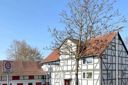 Haus Lohfelden - 9 Zimmer, 183 m&sup2;, 265.000&euro; | Angebot:26307662