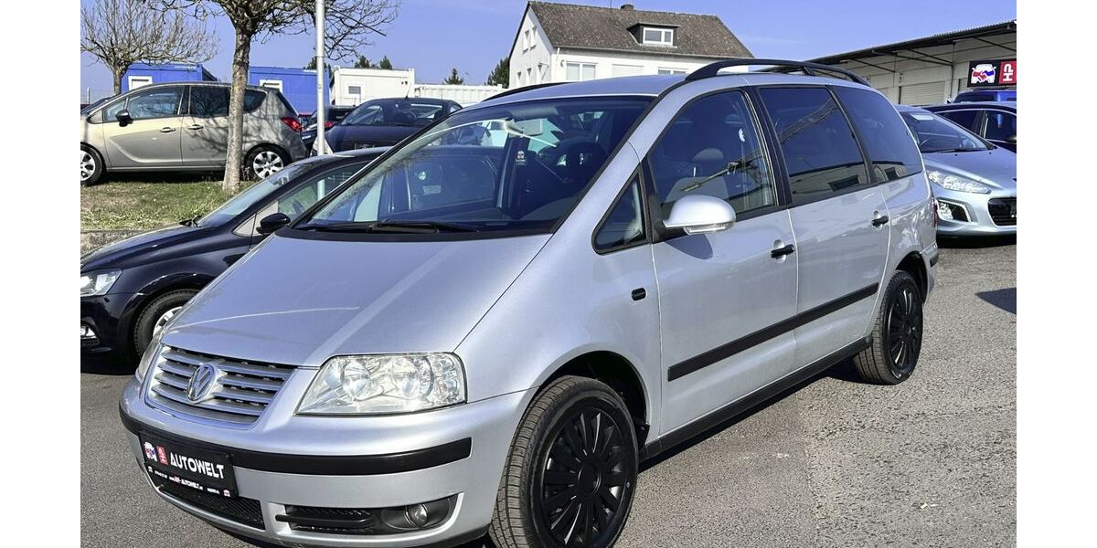 VW Sharan 148.427 km 4.990 &euro; Niestetal 34266