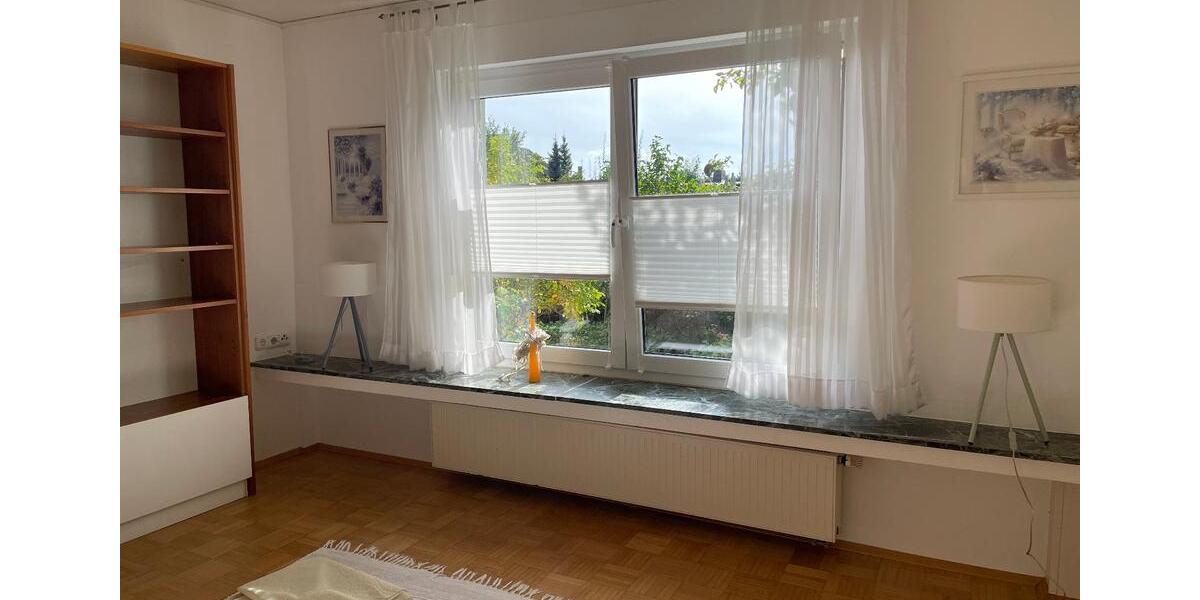 Einfamilienhaus Lohfelden - 3 Zimmer, 100 m&sup2;, 2.200&euro; | Angebot:25753736