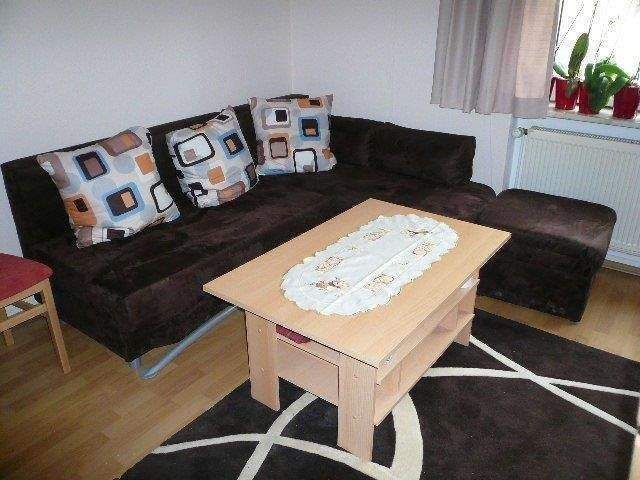 *** Wohn- Schlafzimmer, Badezimmer mit Küche und großer Terrasse am Bebelplatz zu verkaufen*** *** 1 zimmer