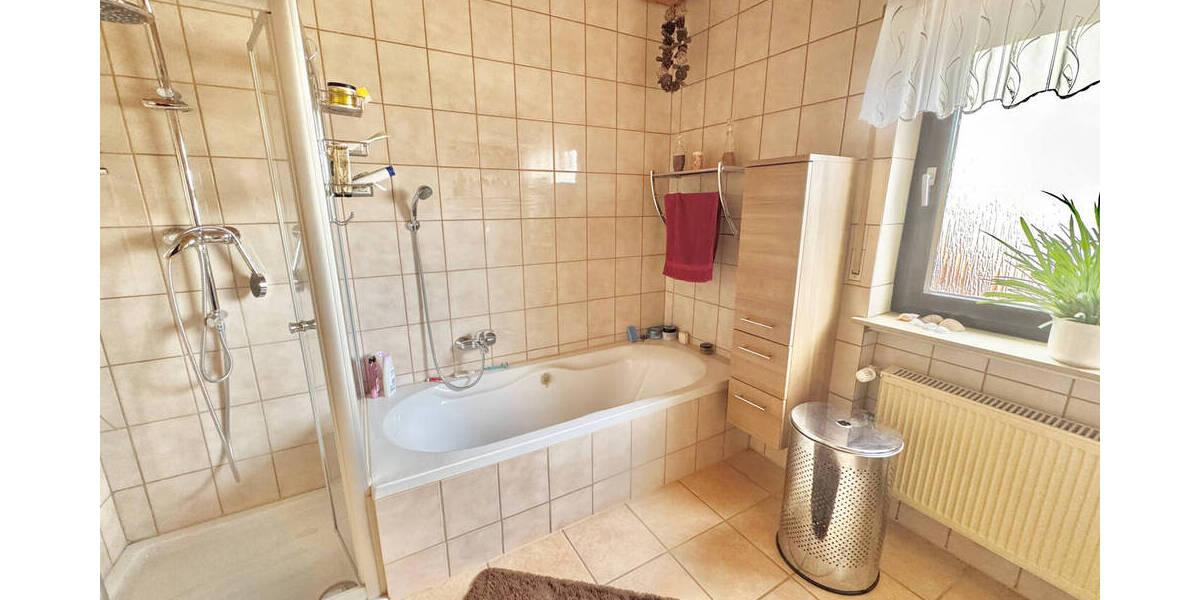 Einfamilienhaus Schauenburg / Breitenbach Breitenbach - 8 Zimmer, 221 m&sup2;, 345.000&euro; | Angebot:25822457