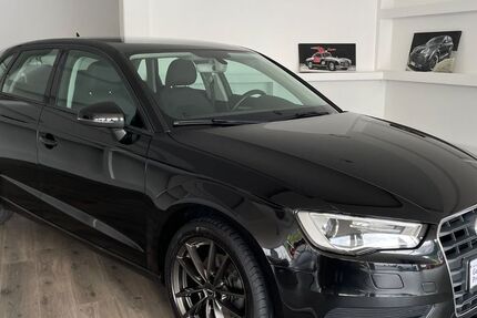 Audi A3 141.918 km 13.990 € Baunatal 34225