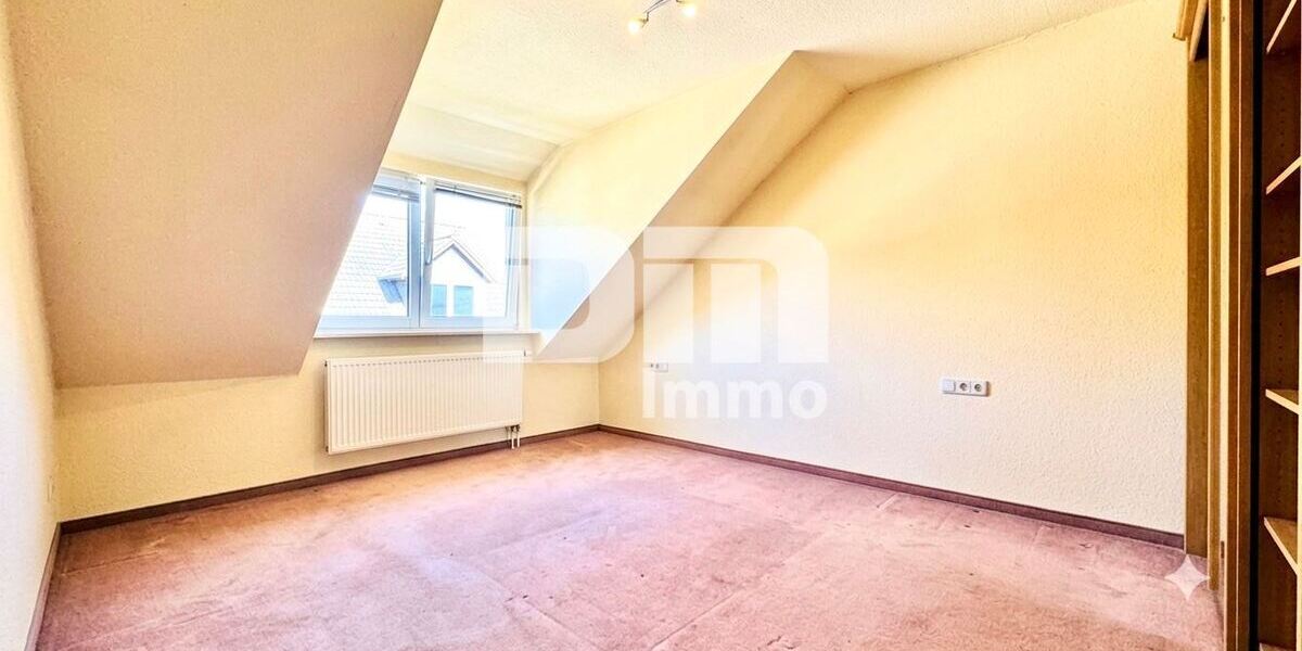Exklusive Dachgeschosswohnung mit Balkon & Garage in gefragter Lage der Eichwaldsiedlung - Dachgeschoßwohnung Kassel Bettenhausen | Angebot:27070859
