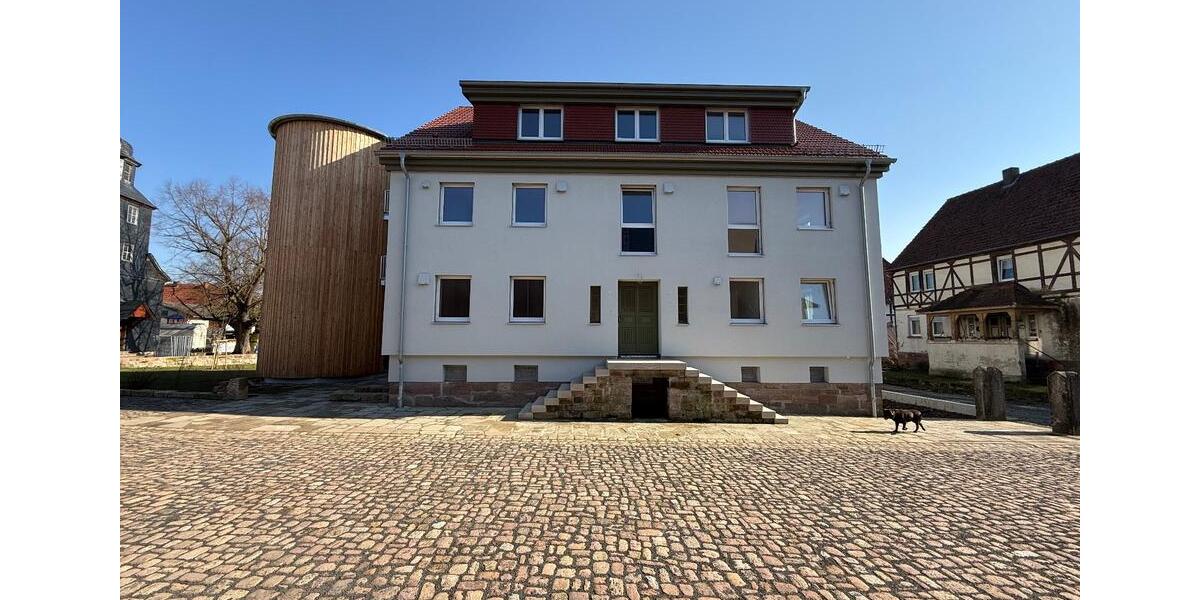 Dachgeschoßwohnung Spangenberg - 3 Zimmer, 79 m&sup2;, 890&euro; | Angebot:25811210