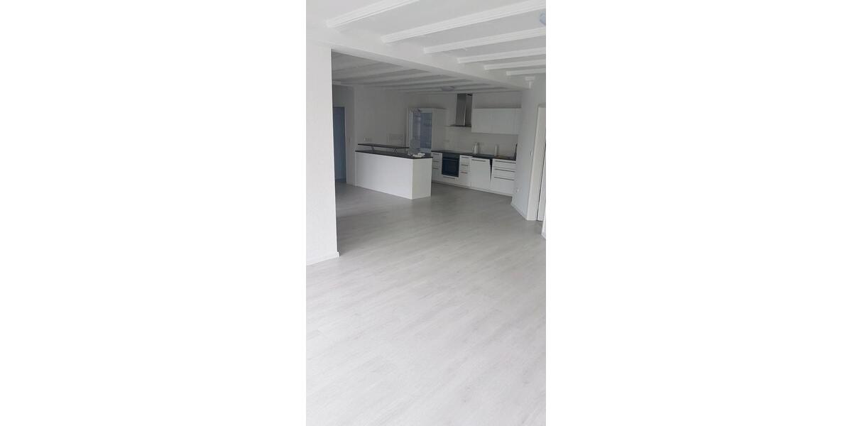 Erdgeschoßwohnung Wolfhagen - 2 Zimmer, 94 m&sup2;, 720&euro; | Angebot:26049619